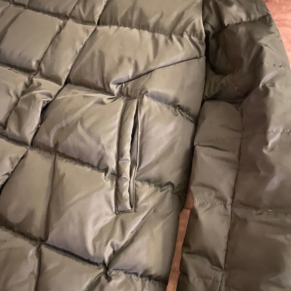 ❄️⛄️ Very Warm European Brand Down Coat with real fox fur - Picture 7 of 10